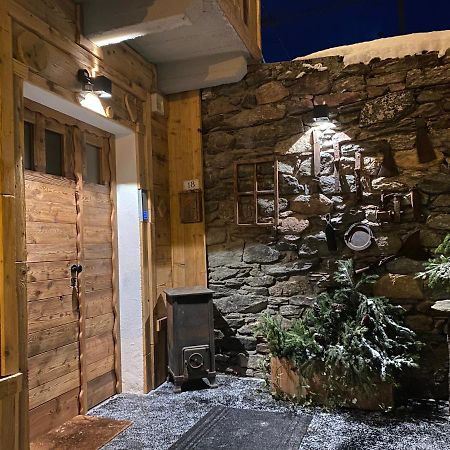 Maison Rongier Nel Centro Di Cogne Kültér fotó