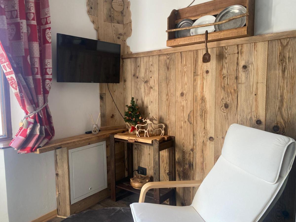 Maison Rongier Nel Centro Di Cogne Kültér fotó
