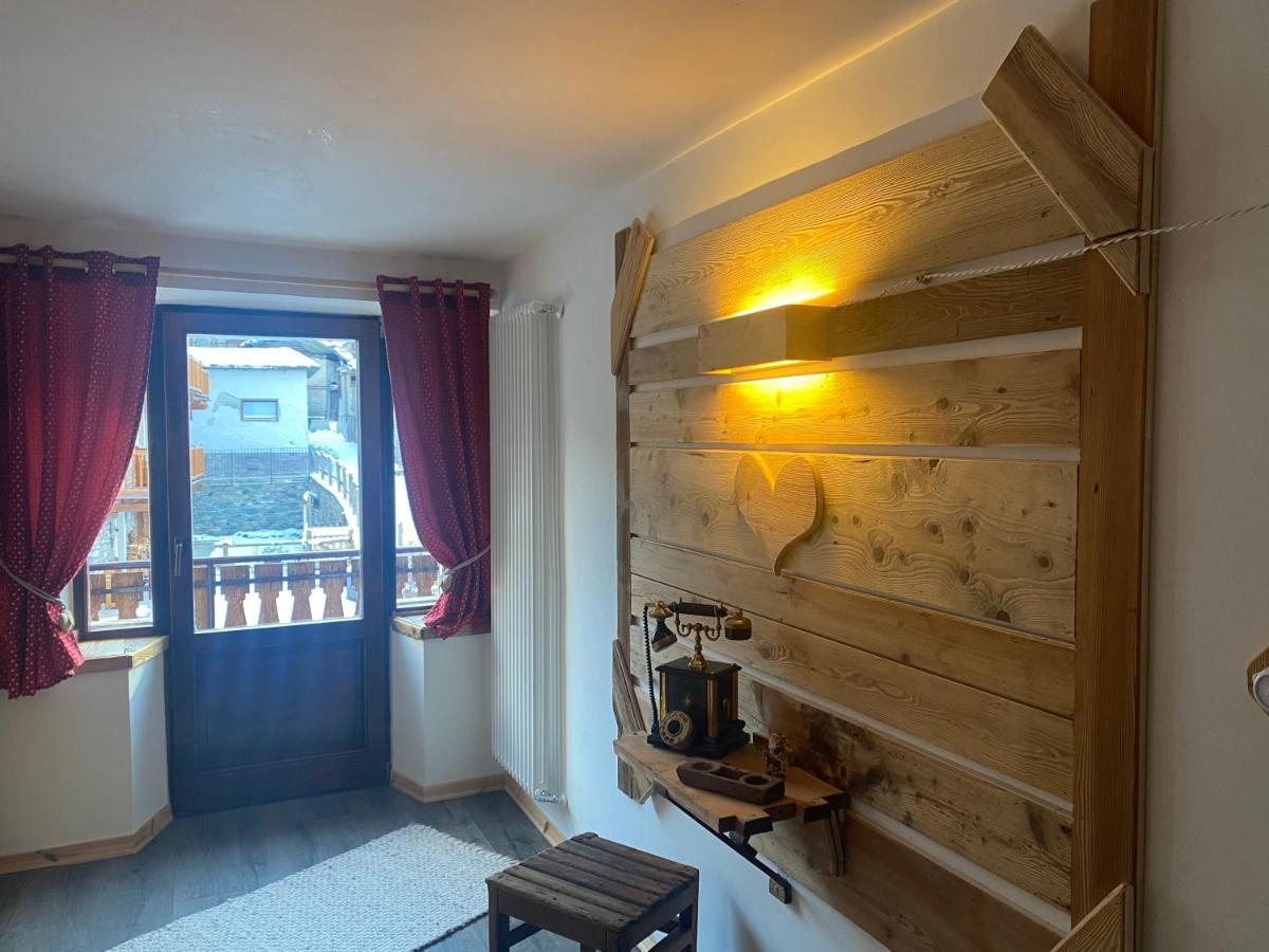 Maison Rongier Nel Centro Di Cogne Kültér fotó
