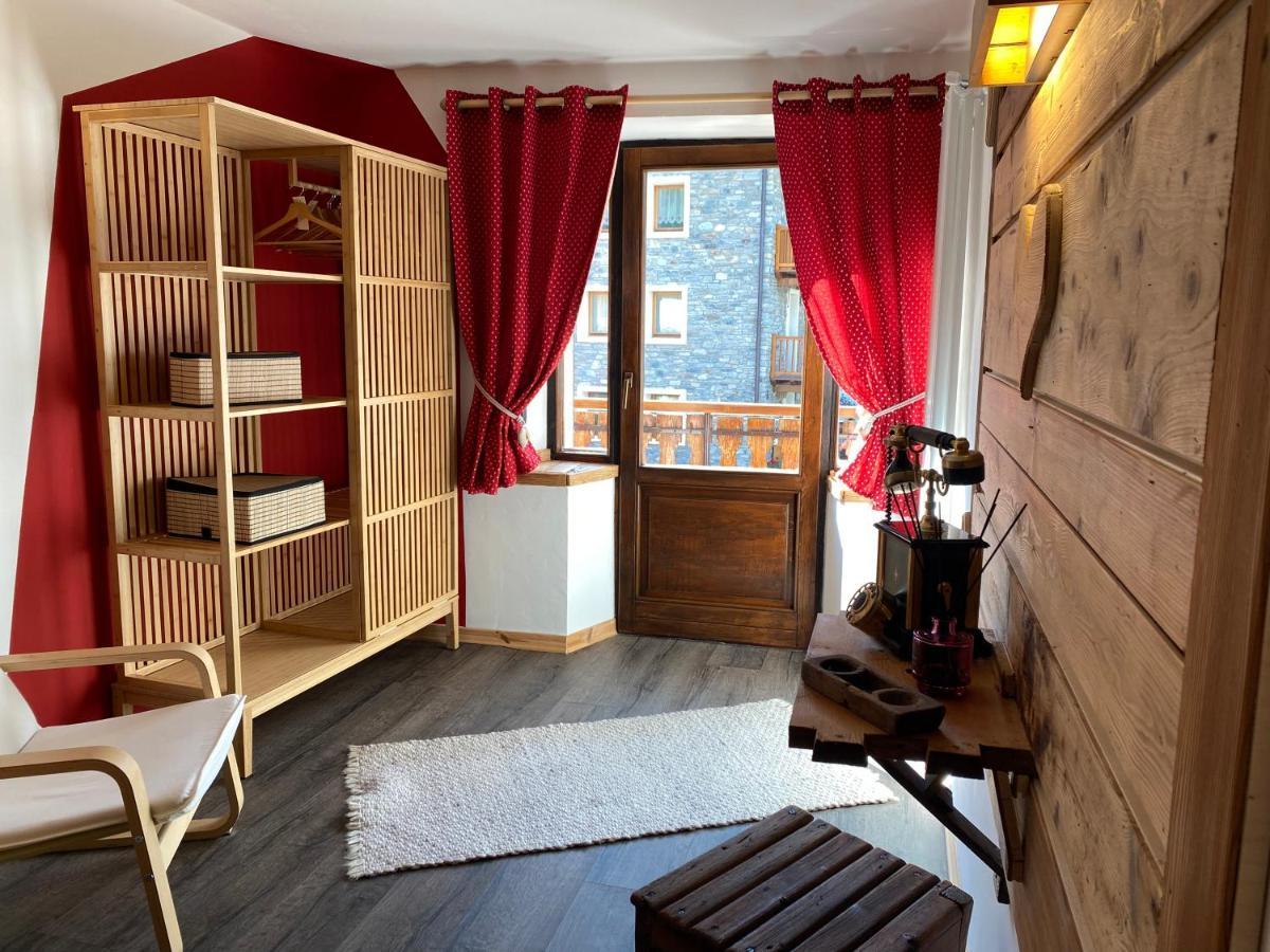 Maison Rongier Nel Centro Di Cogne Kültér fotó